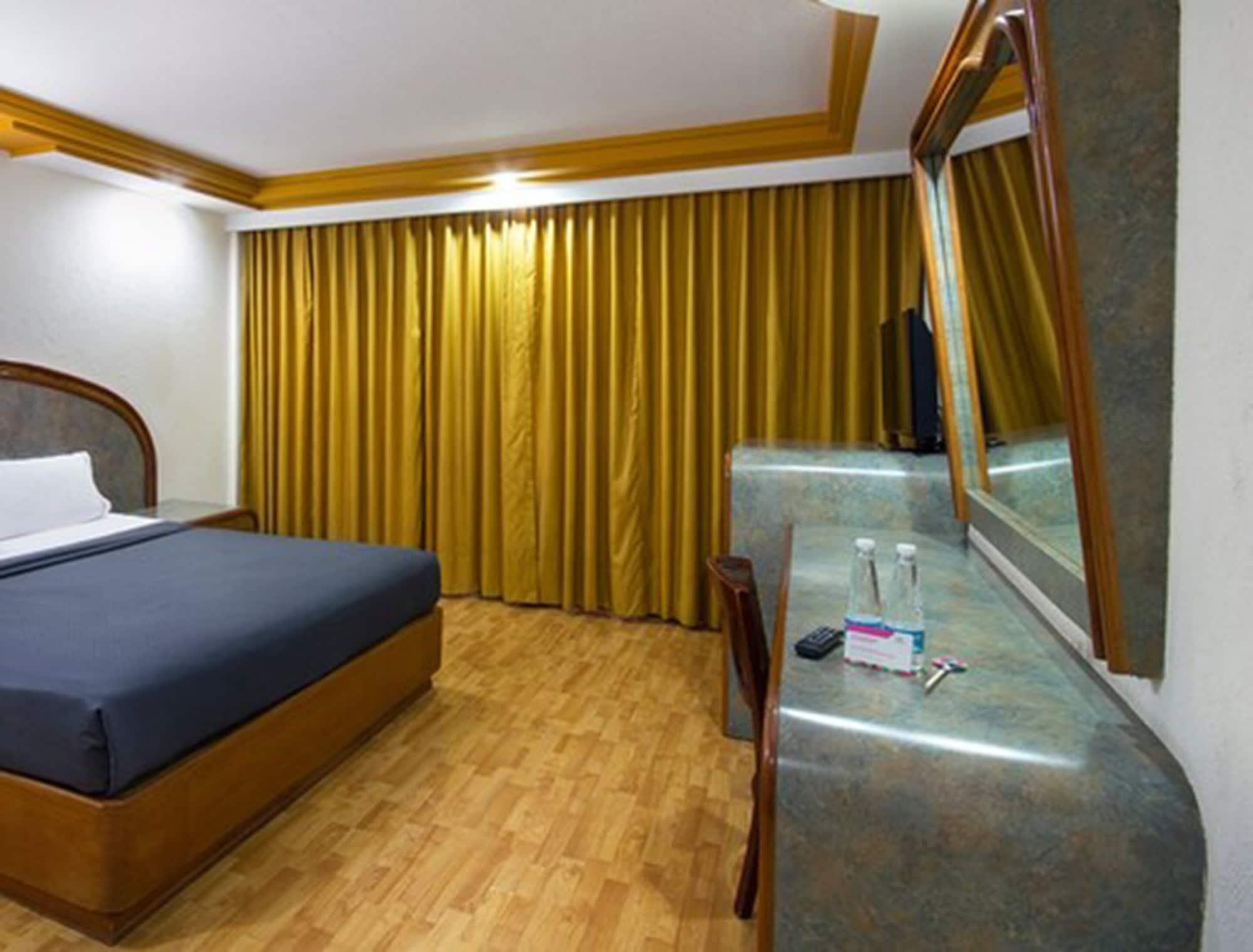 Hotel Mx Congreso เม็กซิโกซิตี้ ภายนอก รูปภาพ